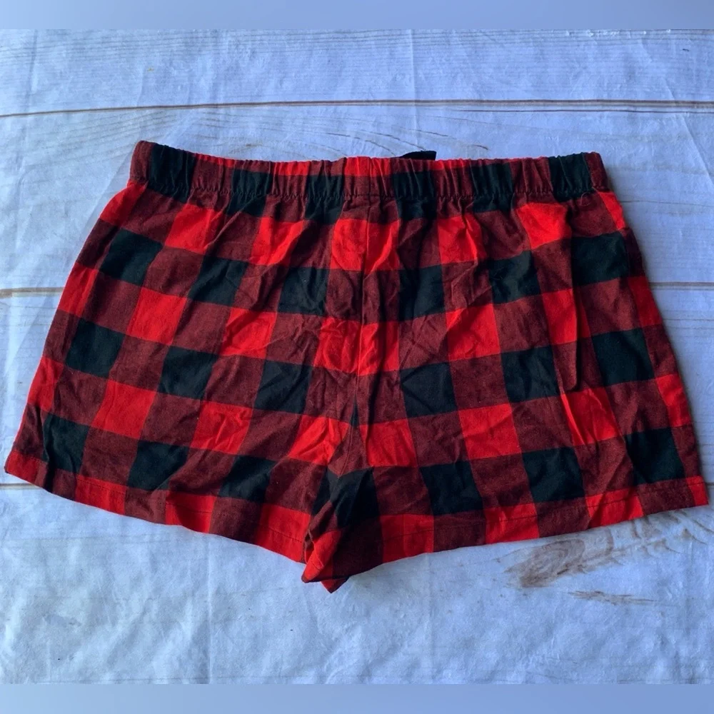 Stars Above Red and Black Flannel Checkered Lounge Shorts Size M